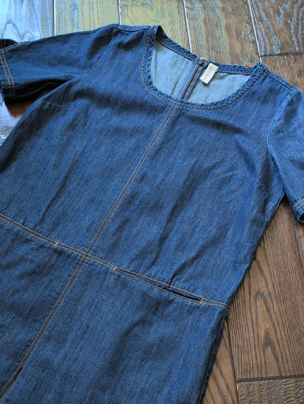 HANNA ANDERSSON I  Lightweight Denim Short-Sleeve Tunic Top by love, hanna, S